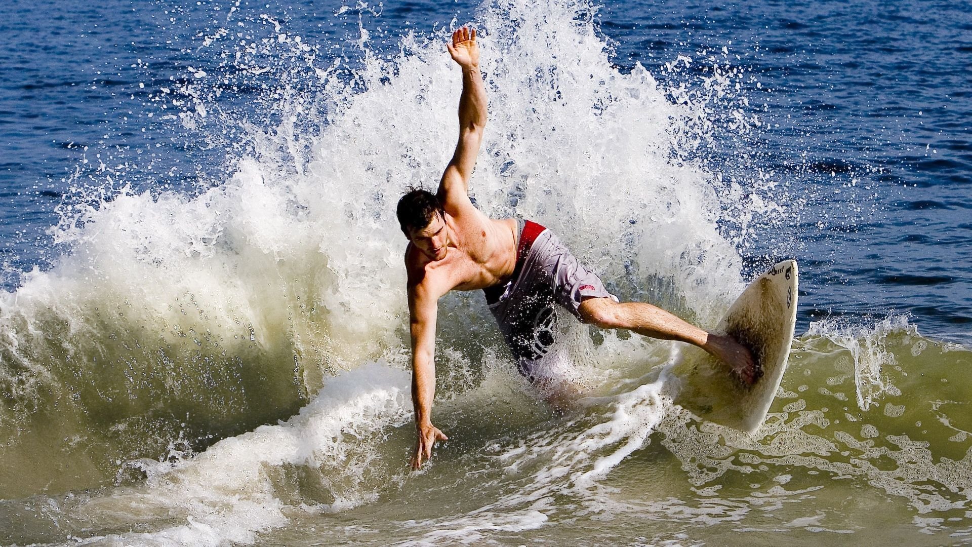 体育赛事创新发展模式，我国体育赛事的运作模式与建议